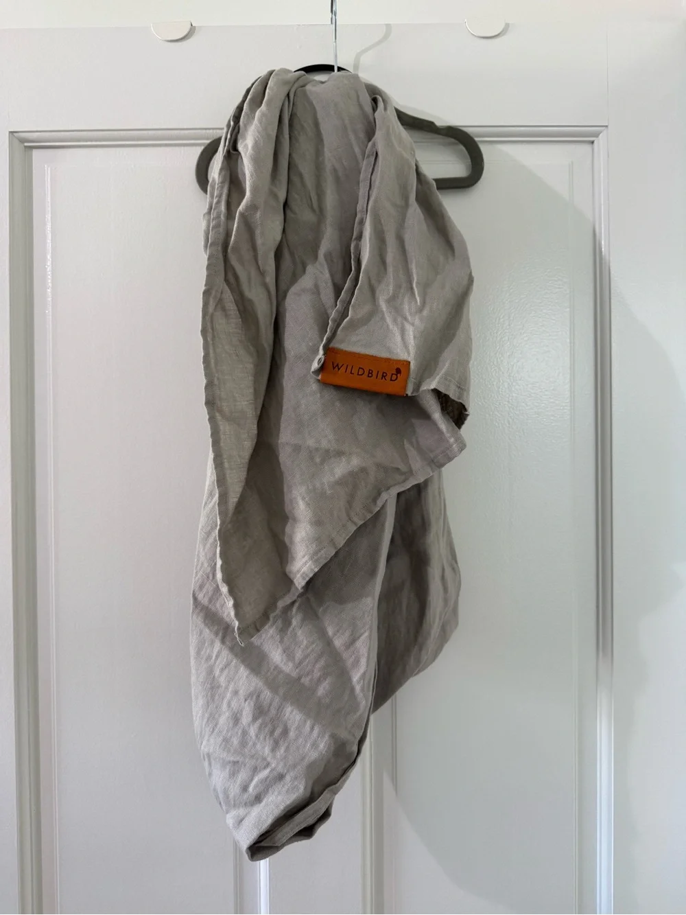 WildBird Neutral Light Gray Linen Ring Sling